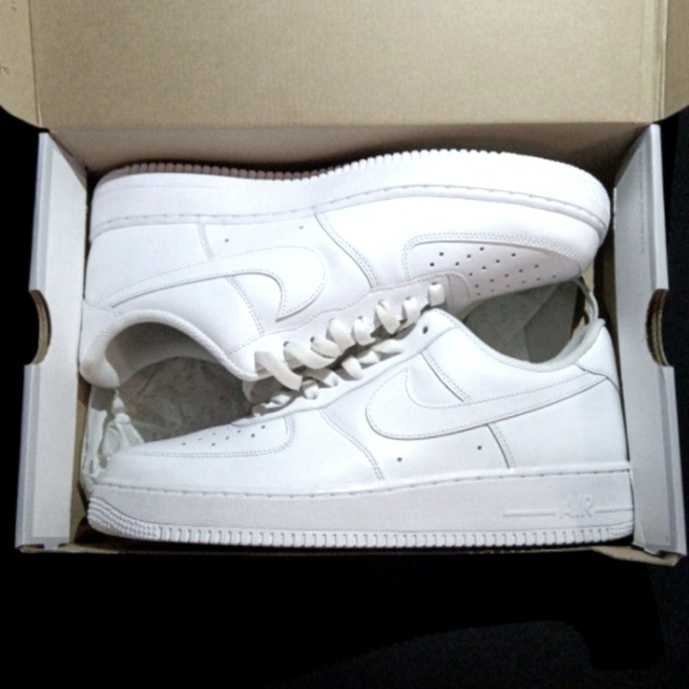 Nike Air Force 1